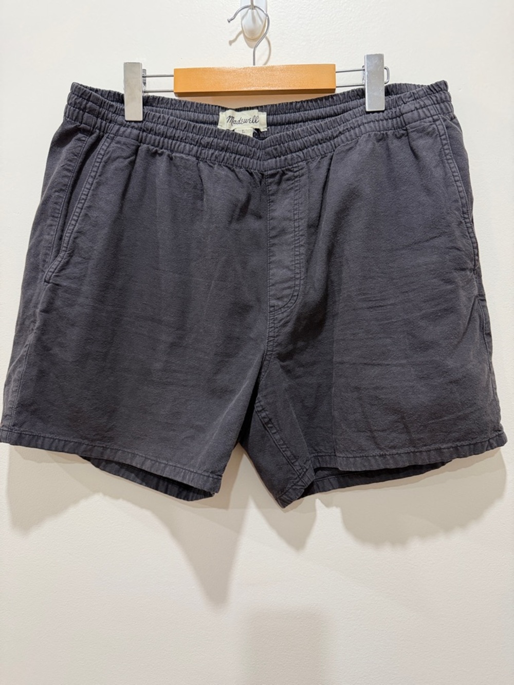 Madewell Men's Pull-On Shorts in Charcoal Gray